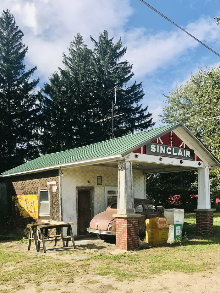 Watertown - Classic Sinclair Gas Station In Watertown 2019